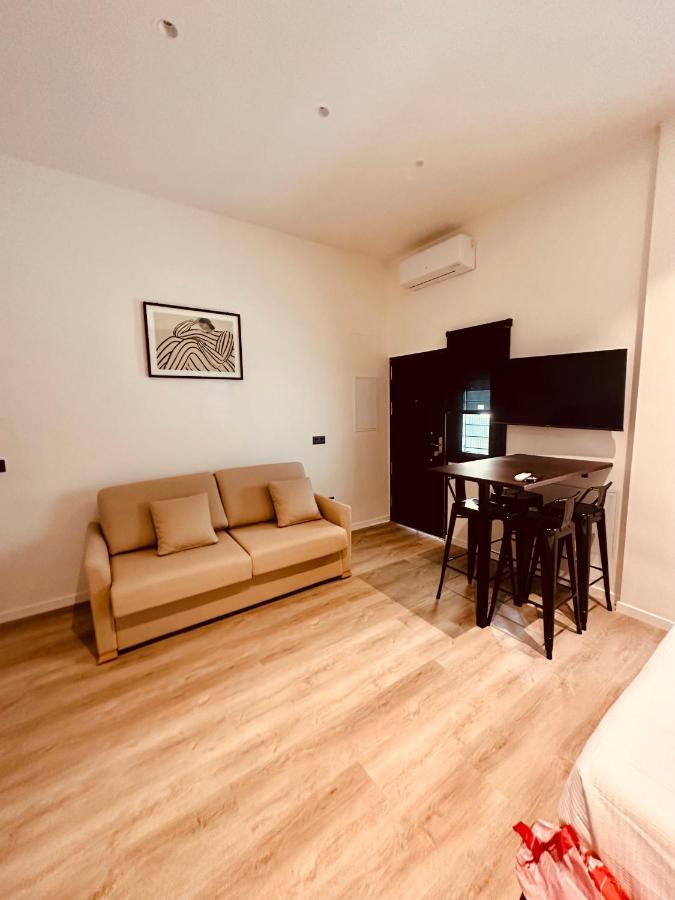 Apartamentos Sunsets Malaga Centro 외부 사진